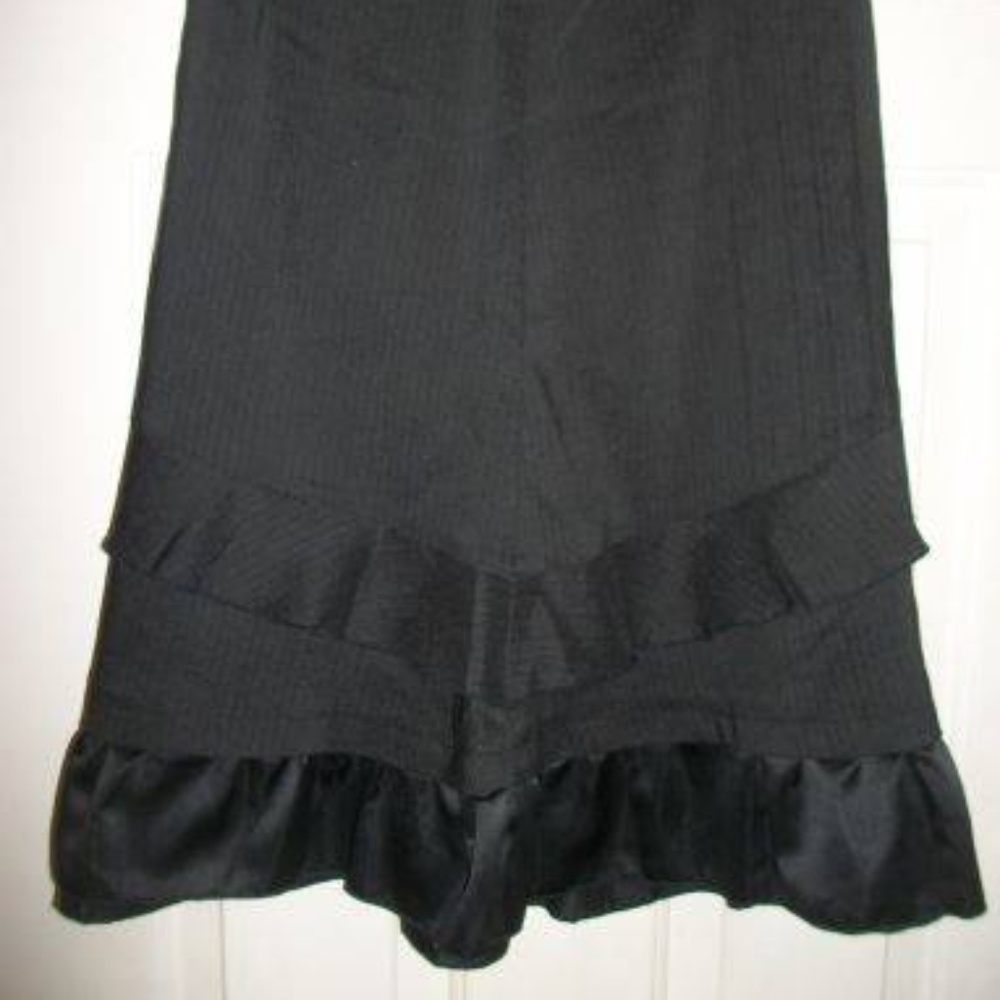 Black Skirt with Ruffle Detall Size 17 NWT New